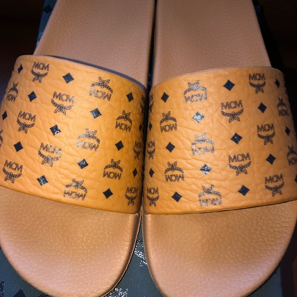 MCM slides